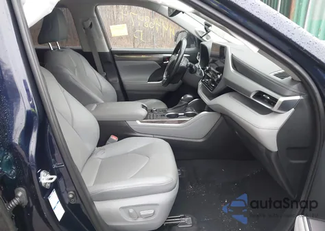 2021 Toyota Highlander Platinum from USA, damaged, VIN 5TDFZRBH4MS091400